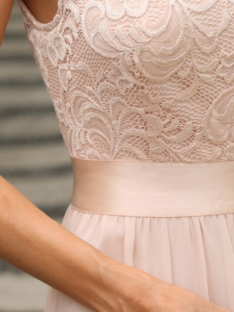 Elegant Lace Bridesmaid Dresses with a Fashion Twist