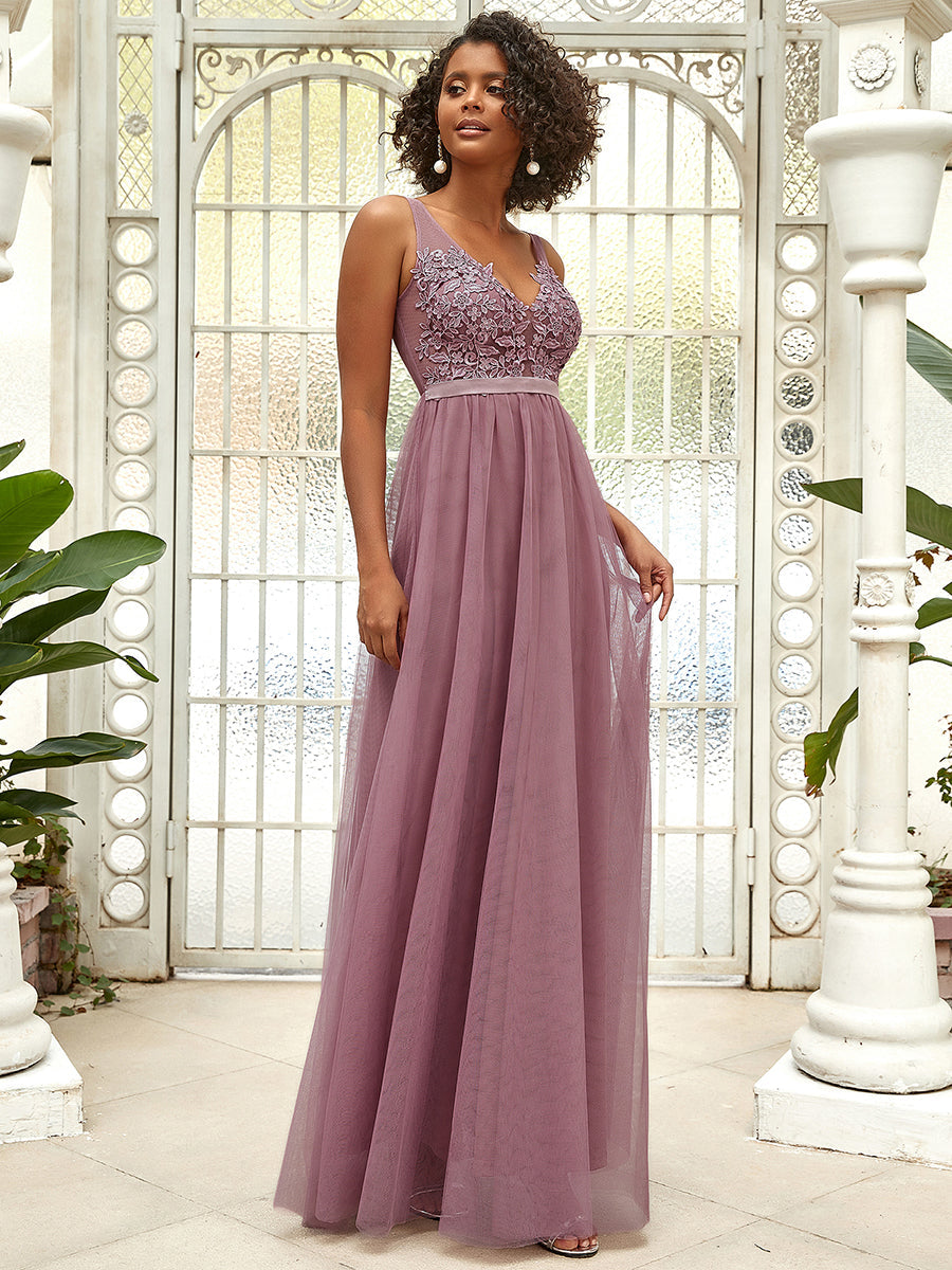 Floral Lace V-Neck A-Line Bridesmaid Dress with Appliques