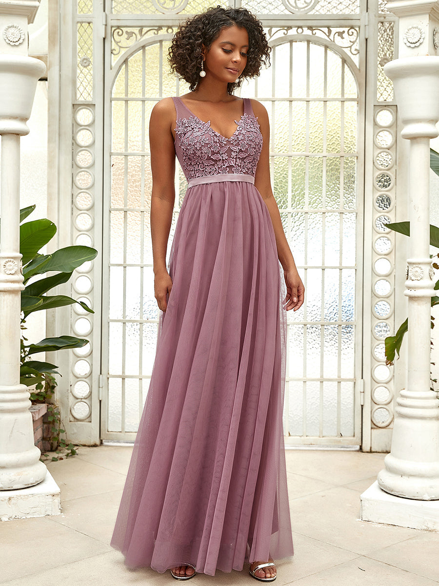 Floral Lace V-Neck A-Line Bridesmaid Dress with Appliques