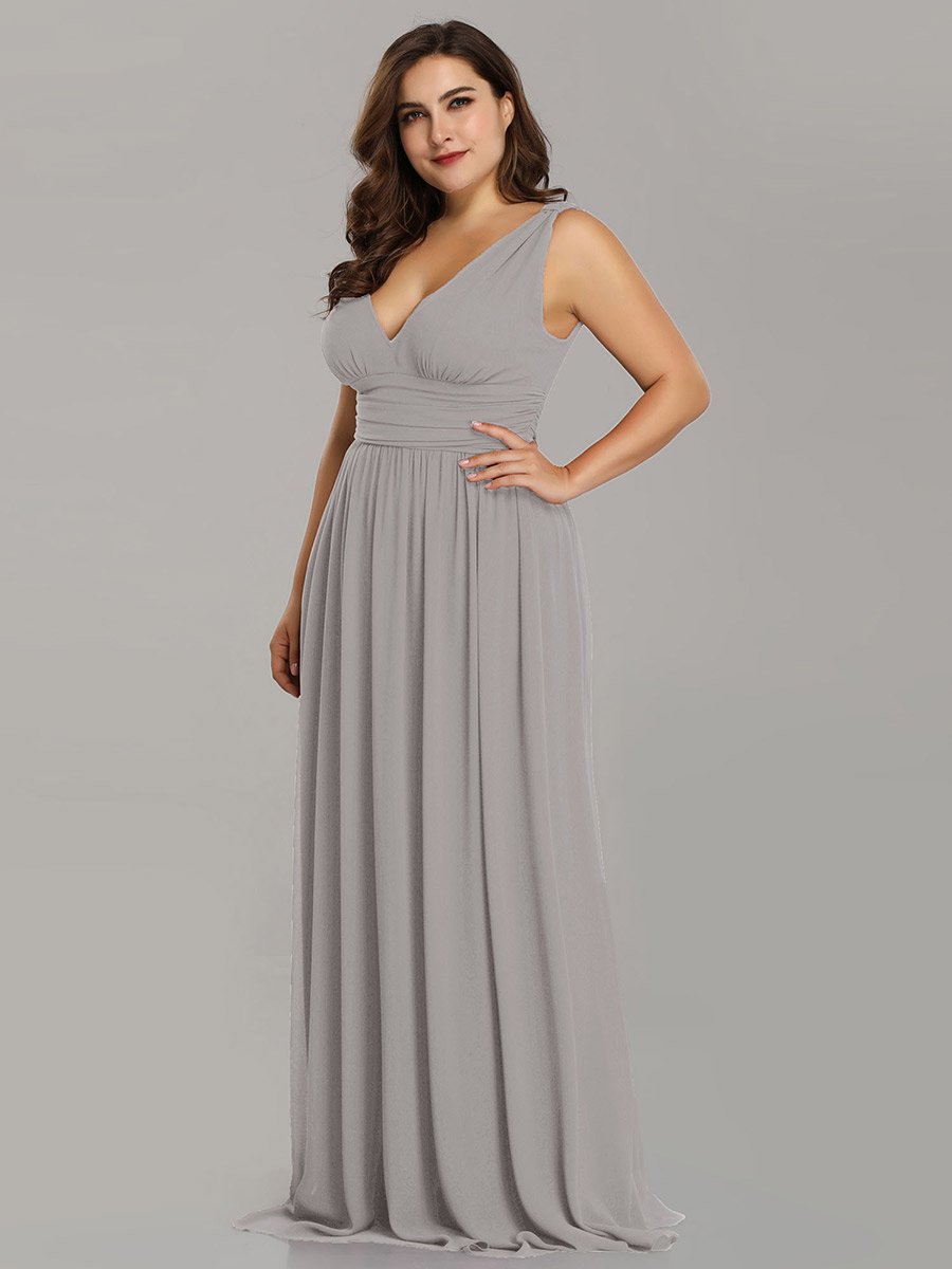 Elegant Plus Size V-Neck Chiffon Evening Gown