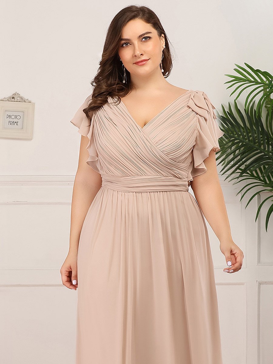 Elegant Evening Gown with Ruffled Sleeves