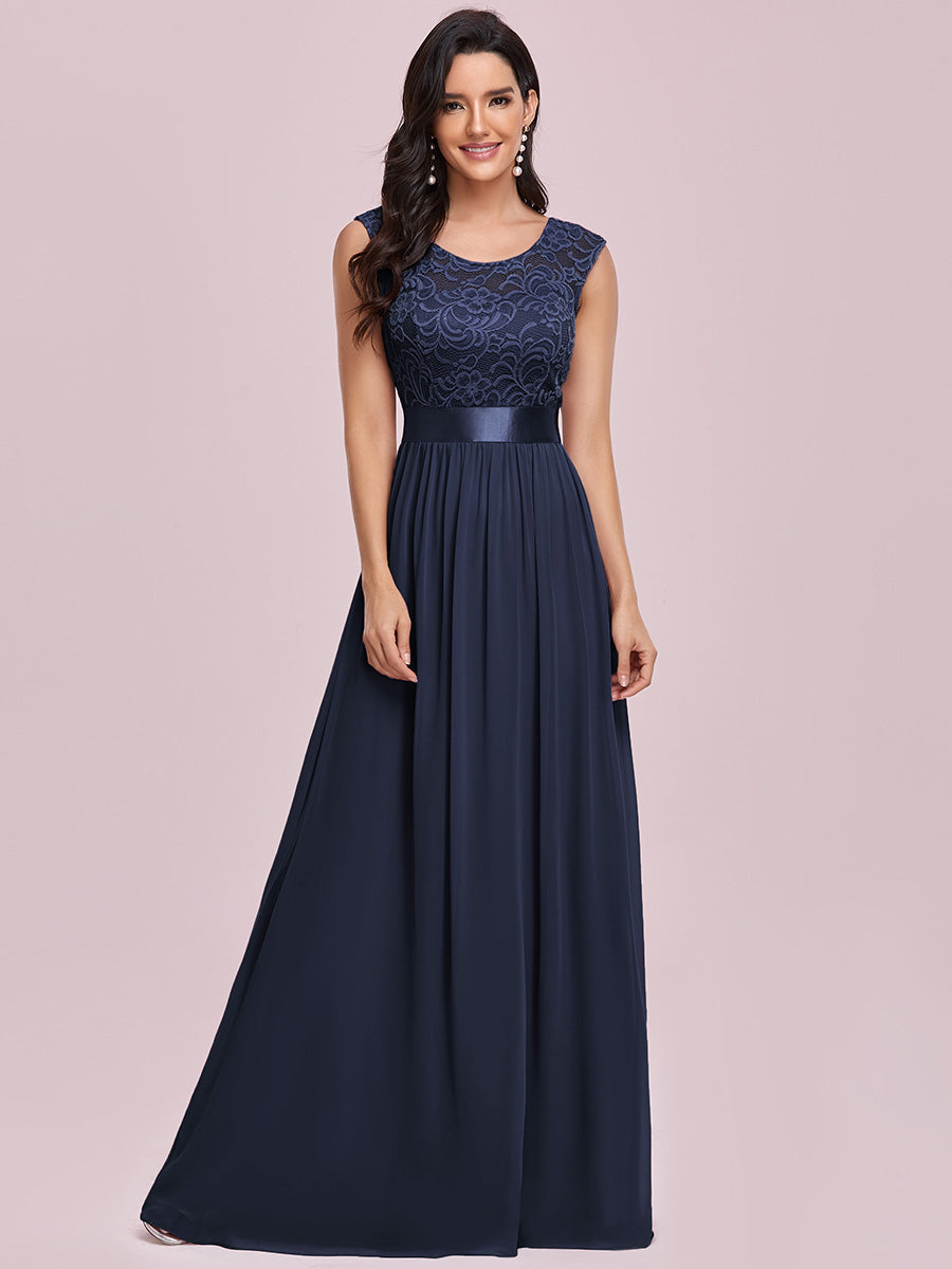 Elegant Lace Bridesmaid Dresses with a Fashion Twist