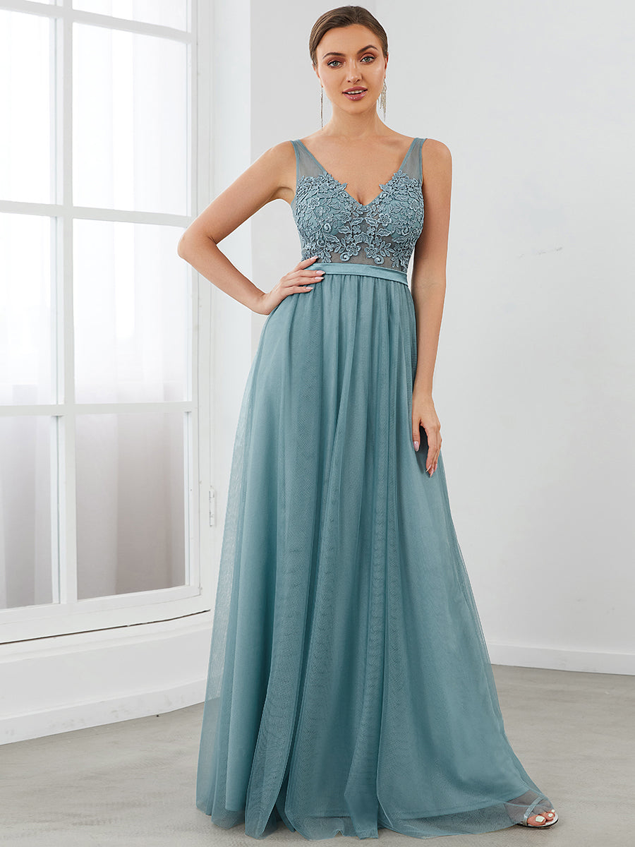 Floral Lace V-Neck A-Line Bridesmaid Dress with Appliques